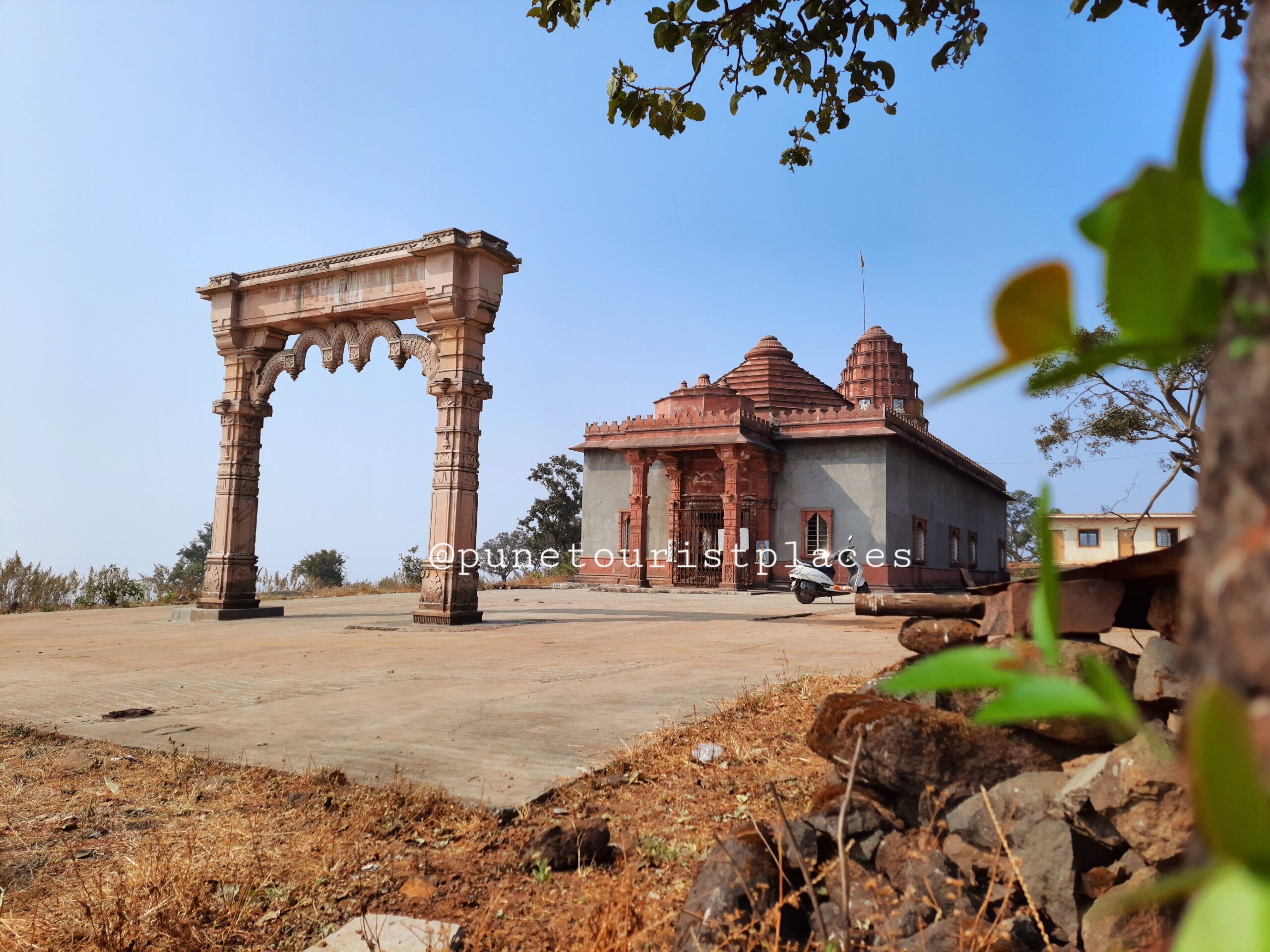 Jarshehswar Temple - Pune Tourist Places