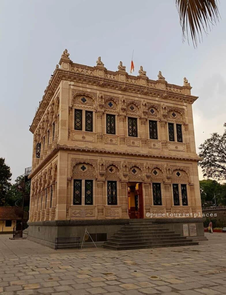 Hadapsar - Mahadji Shinde Chhatri - Pune-Tourist-Places